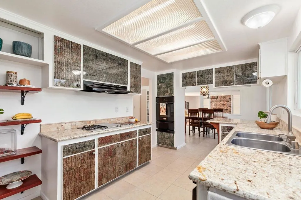 1519 Kurtz Street, Oceanside, California 92054 home-pic-11